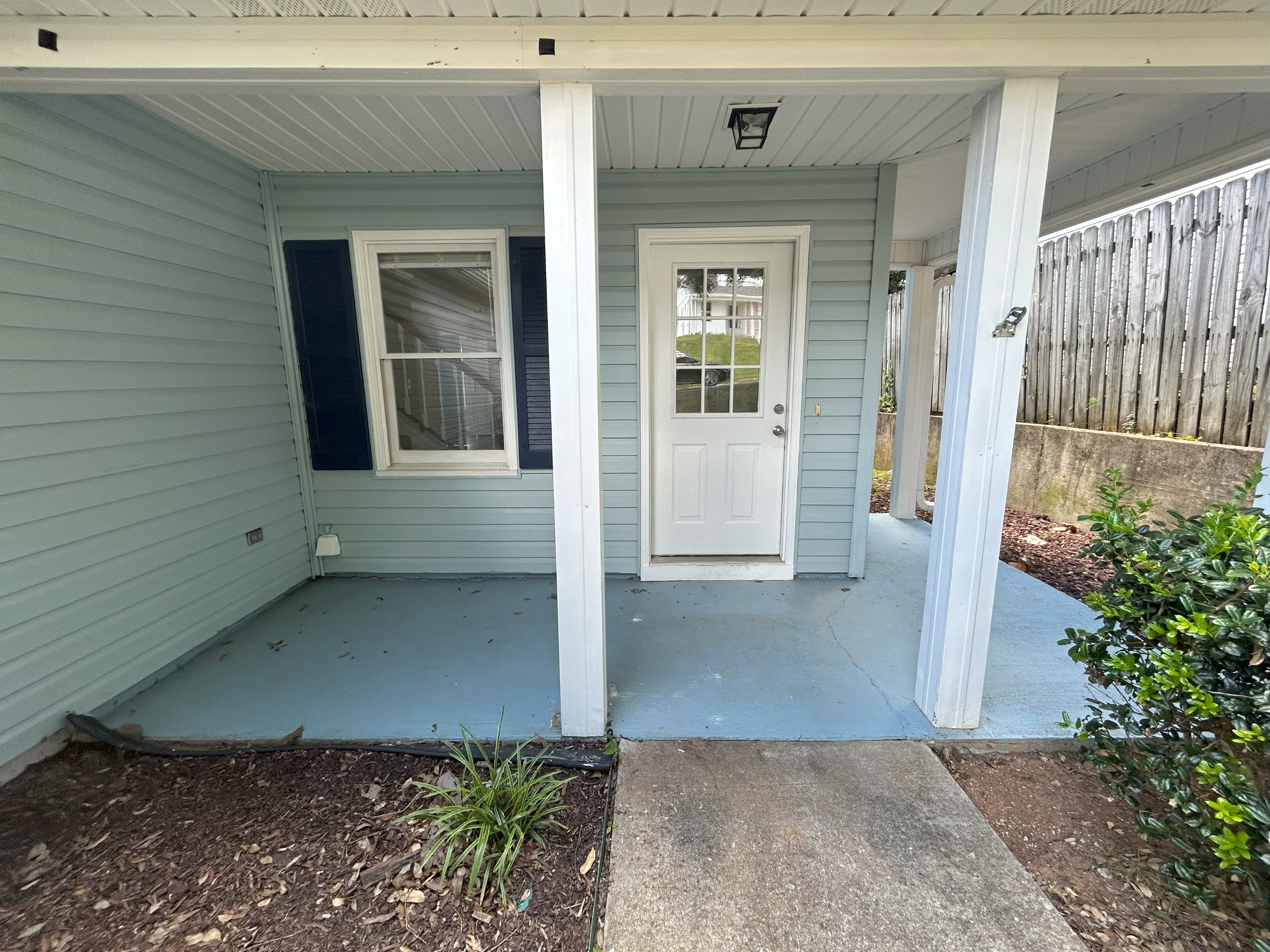 550 Farmingdale Road Southeast