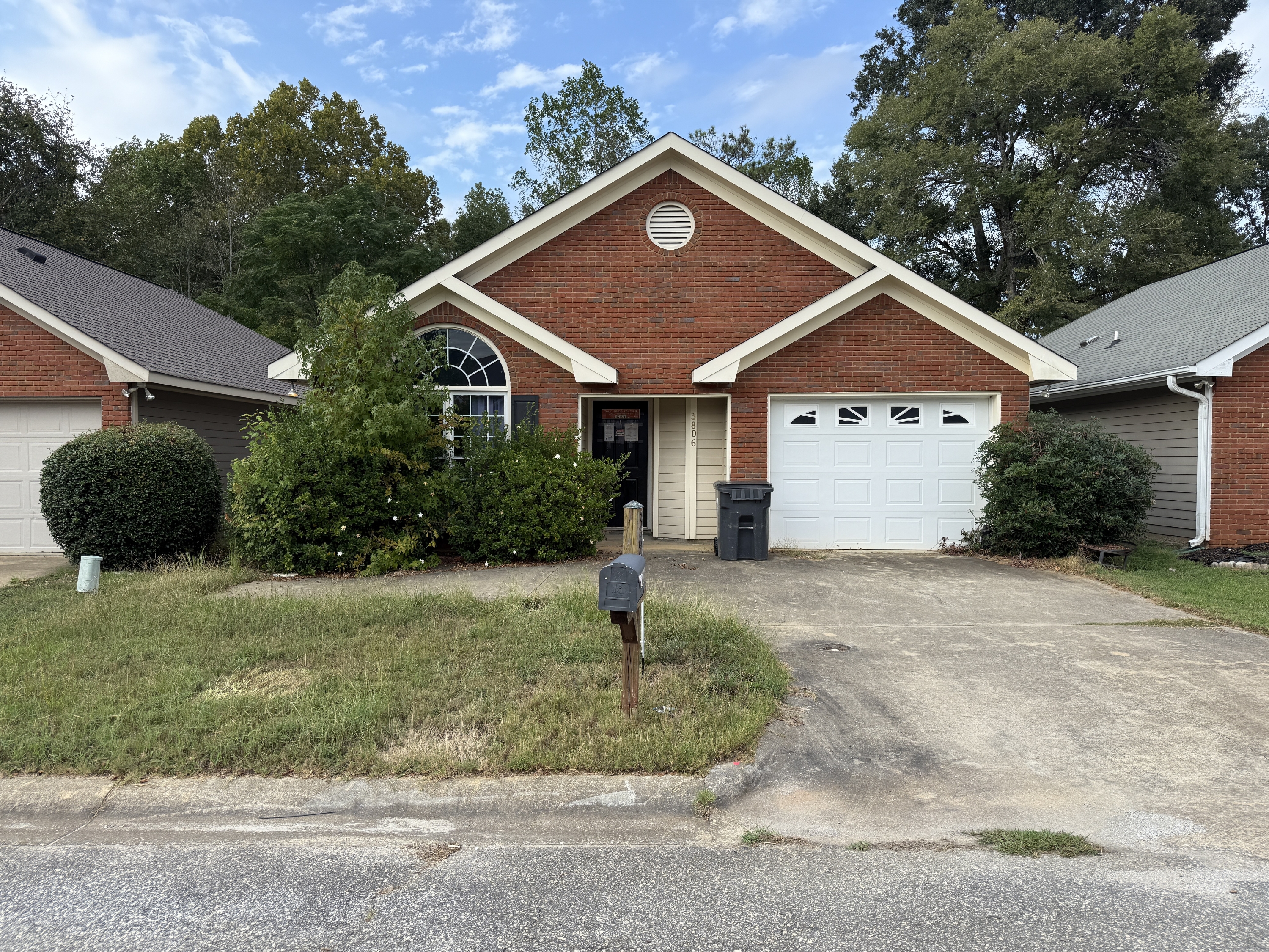 3806 Holland Court