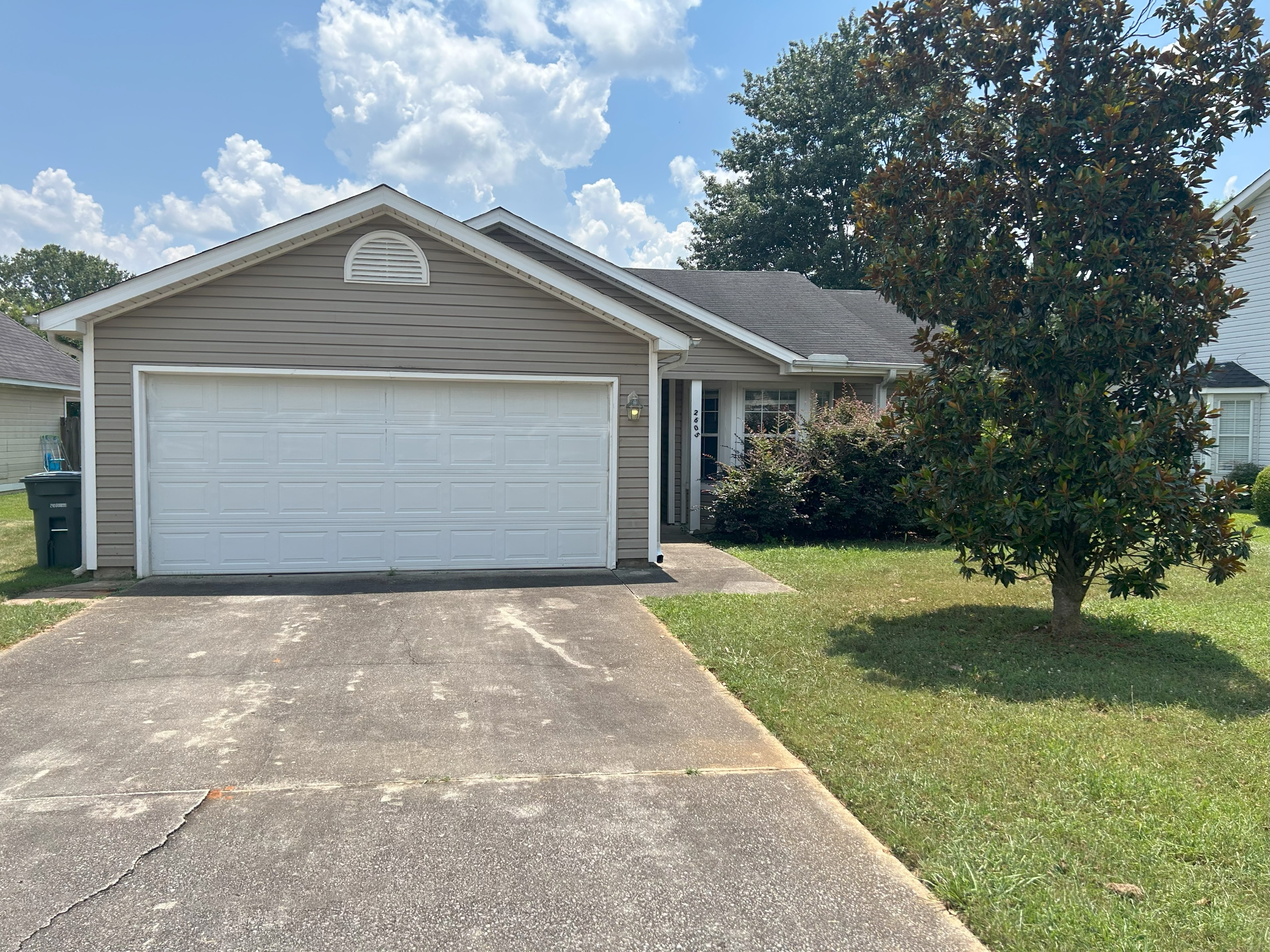 2605 Reabok Circle Southwest